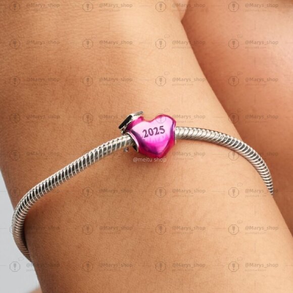 Pandora Graduation 2025 Heart Charm|Pendant - Picture 2 of 2